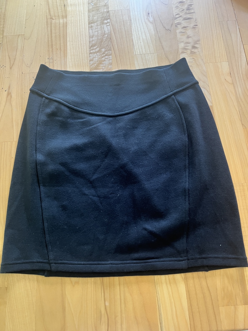 Lululemon Scuba High-Rise Mini Skirt Women's Black Size S Fleece Cotton Blend